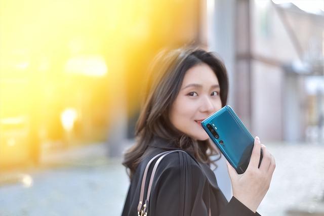 鲁大师流畅榜夺冠！MIUI13第三批稳定版，哪些机型可以升级？