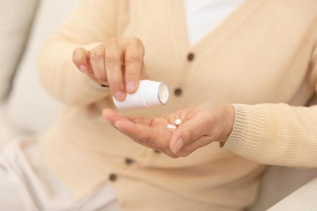 老年人安全用药八大常识，回家给老人普及一下