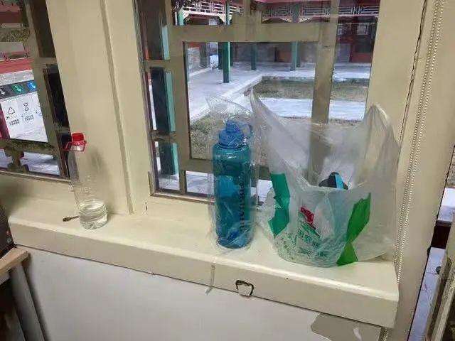 韦神上热搜，耗材急来踩，跪舔美国的角度真刁钻