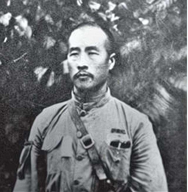 蒋介石为什么一定要杀韩复榘？弃守济南只是借口，这两点才是关键