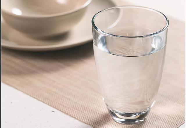 早餐不能吃“大米粥”？医生提醒：不只是大米粥，这3物也要少吃