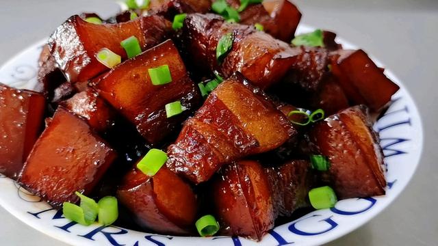 高血压，可以吃红薯吗？医生：不想血管变脆，3种美食建议少吃