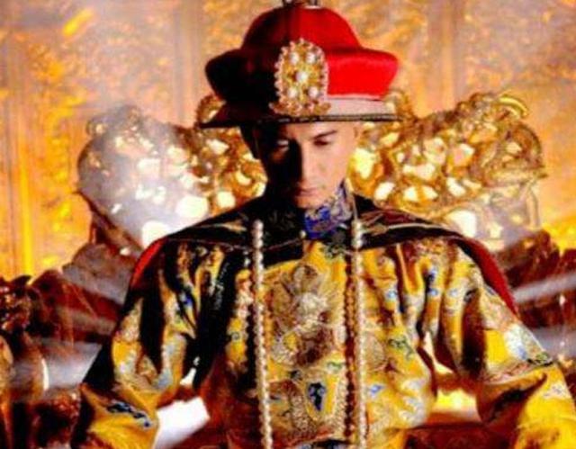 康熙传位遗诏亮相，揭秘雍正夺位之谜，“传位于四子”不可能