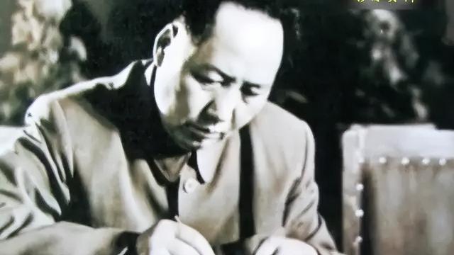 周恩来去世，主席两度落泪却截然不同，一次无声，一次嚎啕大哭