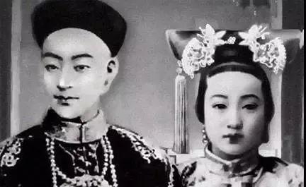一生悲戚人，落寞伴黄昏 | 为大清谢幕的女人