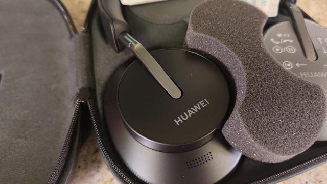 「捡垃圾」解密华为Free Buds Studio超低跳水价