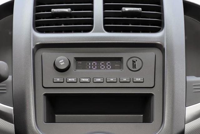 2.98万系列之长安奔奔E-star，燃油车底子比新造纯电有这几个优势