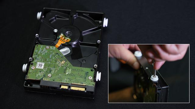 极空间Z2S测评：一款简单好用的家庭私有云，忠实的数据管家