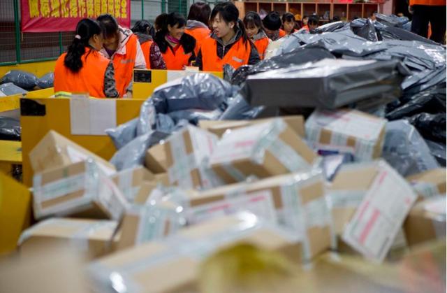 阿里转向，京东唯品会加码，年轻人越来越倾向自营