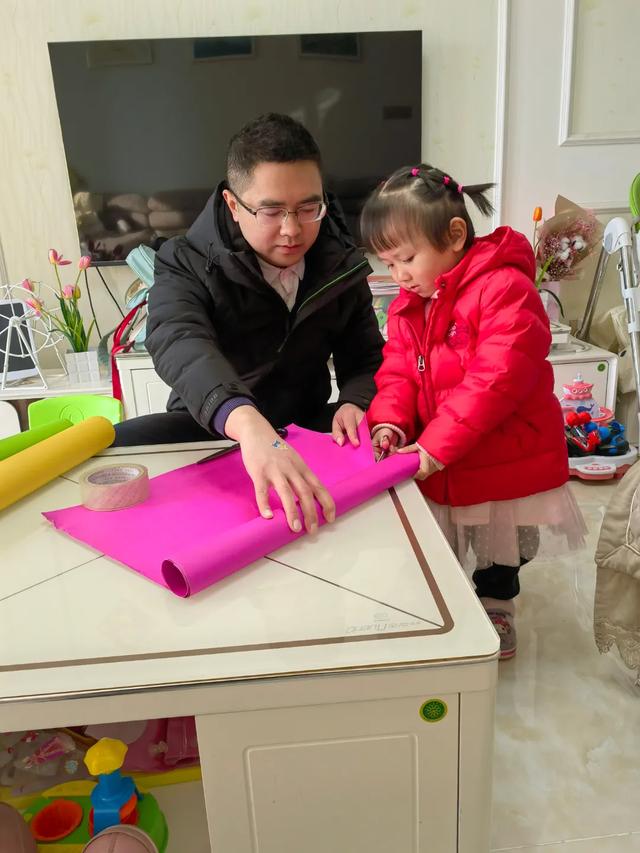 【校园动态】拾贰月Shi |小一班——“童趣风车里”创客课程故事