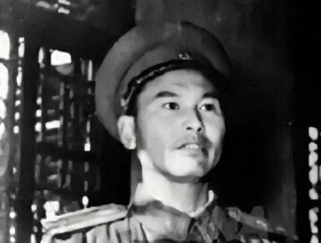 副师长叛逃台湾，老蒋给他500两黄金和美人，结果一年后就被枪毙