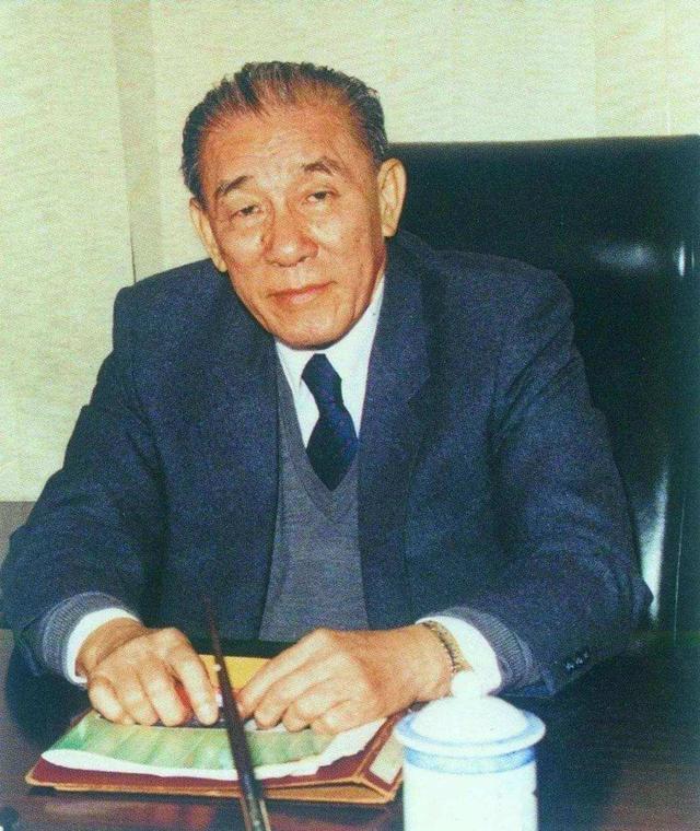 香港疫情，平安捐1000万，京东捐1个亿：背后是刘强东的商业野心