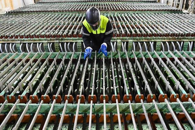 镍价暴涨248%，真是国际资本要逼死中国的“世界镍王”？