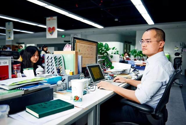 北京深圳杭州，都有6人财富超过1千亿，他们是哪里人，来自啥行业