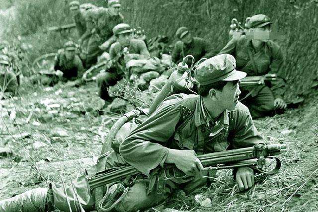 84年，我军干部在前线被越军特种兵军截杀，以1敌4身中十多刀牺牲