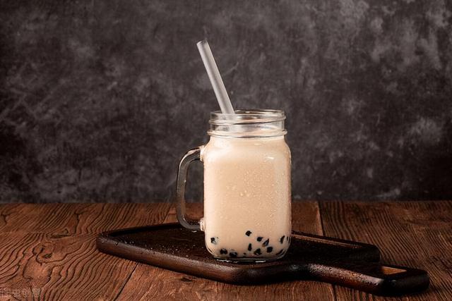 尿酸高，不能吃“羊肉”？医生：牢记“3少吃，4不喝”，对肾好