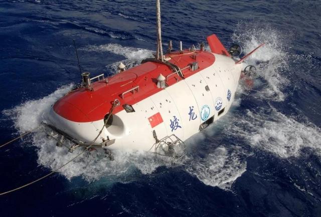 中国海牛2号再创新纪录，可下海底2231米，探索深海秘密