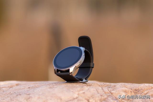 摆脱手机缚束，让运动更自由，vivo WATCH 2智能手表评测