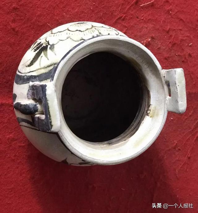 瓷上有诗画，笔墨有润散的宋元磁州窑