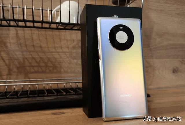 16+512G也来了！华为Mate50X渲染图放出，外观震撼