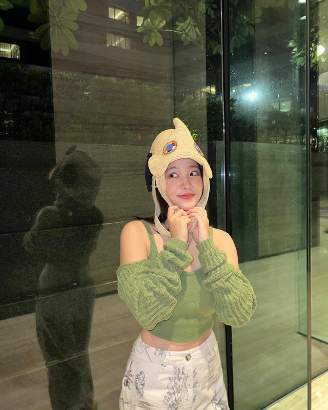 ����Ů���ǰ���ͼƬ(Red Velvet Yeri����ʱ�а�������ͷ�ϣ������������)