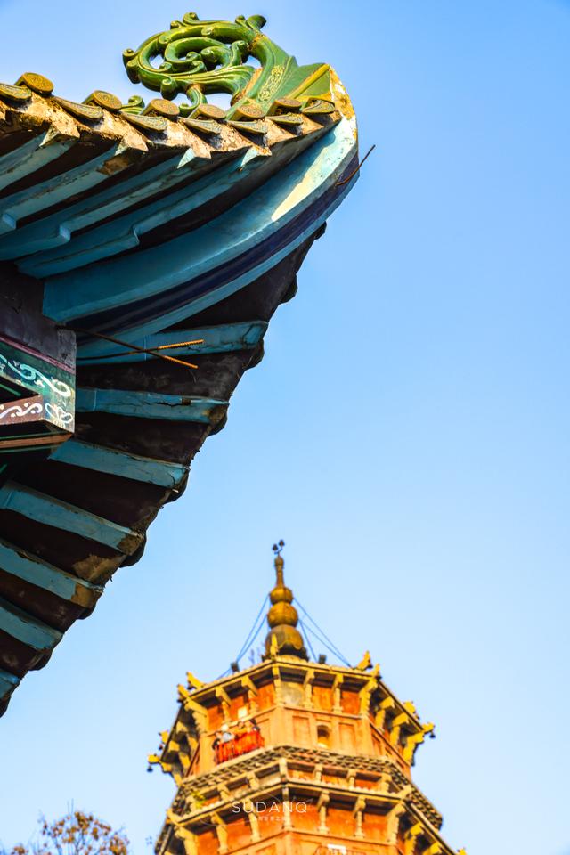 武漢寶通禅寺：在千年皇家寺院賞秋，是什麽感覺？