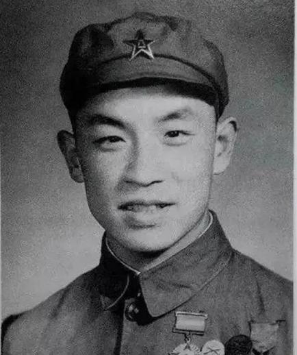 1977年邓小平亲自点将迟浩田，迟浩田提出申请，邓小平：我不同意