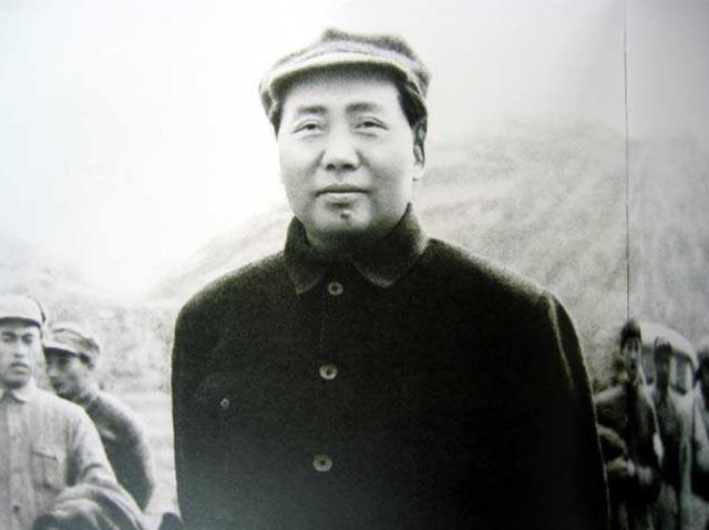 73年，杜聿明参观毛主席旧居，笑对工作人员说：帮我留句话给后人