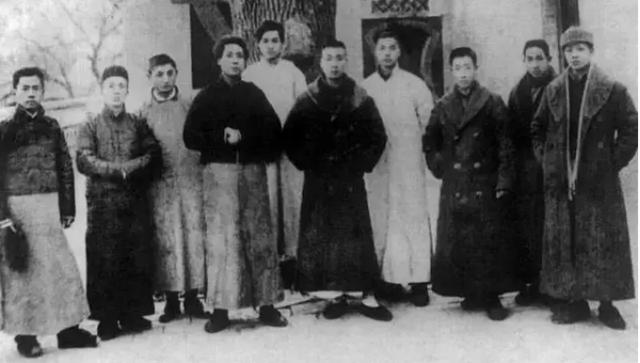 57年田云玉收到母亲病重电报，回家发现有假，毛主席：你还太年轻