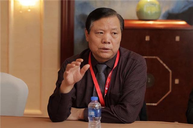 魏银仓到底有何手段，骗走董明珠26亿，将霸道总裁耍得团团转