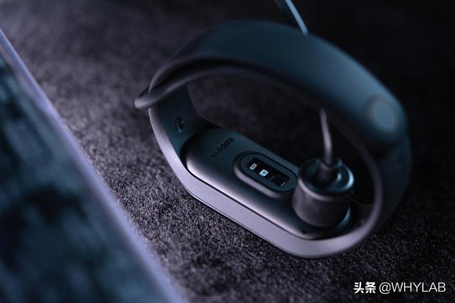 七代同堂，看小米手环 7 是否值得入手？