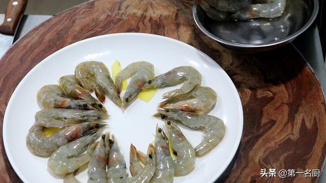 建议中老年人：生活别太节俭，6种“高蛋白菜”要多吃，营养健康