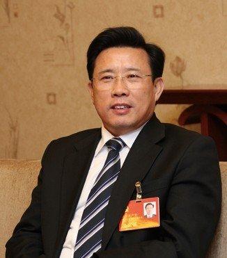 三一重工梁稳根：农村出身到身价700亿，带领中国重工走向世界