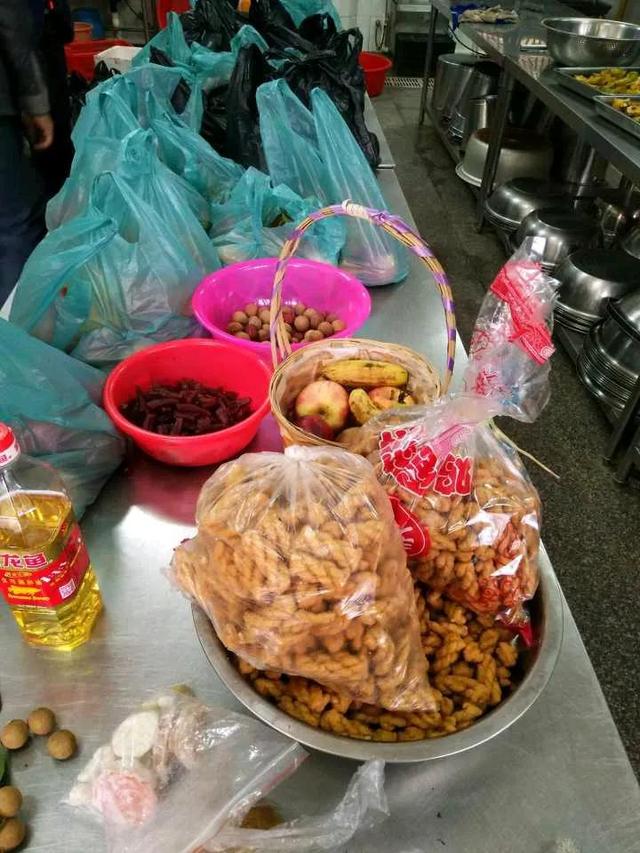 你知道寺院義工嗎？記錄我的十一天寺院義工生活