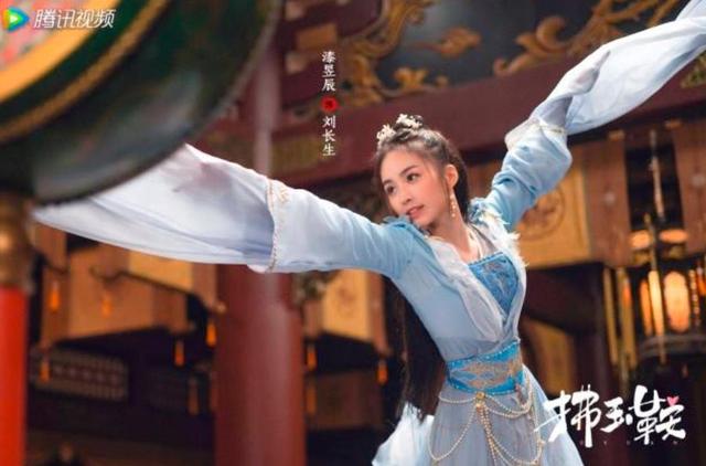 ��װ������Ӿ��ȫ��Ů����ֵ��(����������4�����磬��Ů������ֵ�����ѣ�ÿһ������׷)