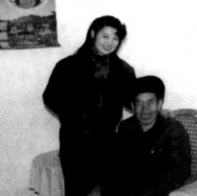 毛主席从不搞特权，晚年因何为此人破例？致信政府：请代我照顾他