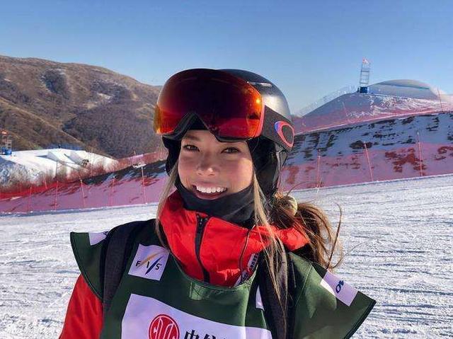 16岁“天才滑雪少女”谷爱凌，勇夺冬奥金牌，幕后大功臣竟是母亲
