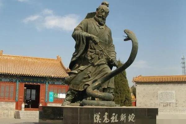 王莽篡汉——朝堂布局十年，上演“教科书式”和平演变