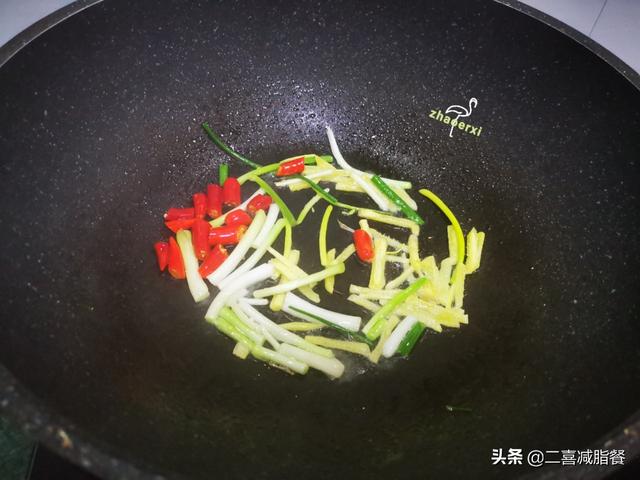 红枣红糖水真的不能补铁，营养师告诉你含铁高的6种食物
