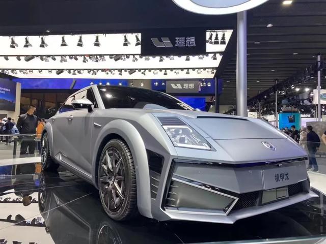 突发！沃尔沃XC90插混车凌晨起火，新能源汽车安全性无解？