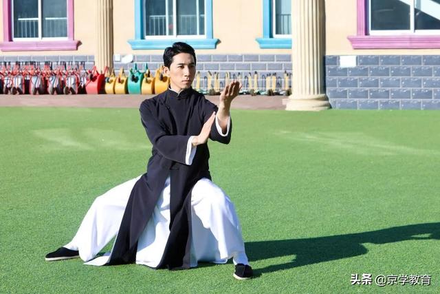 京学娃娃与世界武术冠军杨德战的“奥运之约”