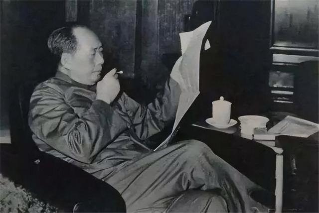 毛主席看透生死，逝世前一天怎样度过？2001年李敏公开其护理过程
