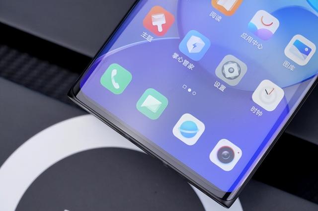发布不到一年下跌1900元，12GB+256GB，120W闪充旗舰售价大跳水