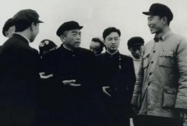 景希珍因军衔与上级争论，被彭德怀批评，事后彭老总道歉：我有错