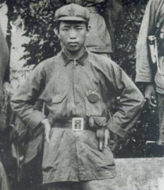 1955年授衔，林彪对刘亚楼的军衔感到不满，为他出头建议授予大将