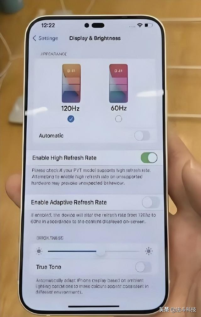 苹果iphone14系列因供应商生产受限或将延期发布，且售价又高了