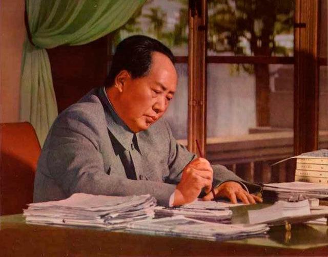 斯大林和尼克松落难时，毛主席是怎么做的？全世界见证伟人的气度