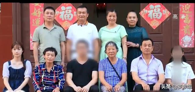 大学生莫名消失10年，父母以为已死，警方突然来电：找到了