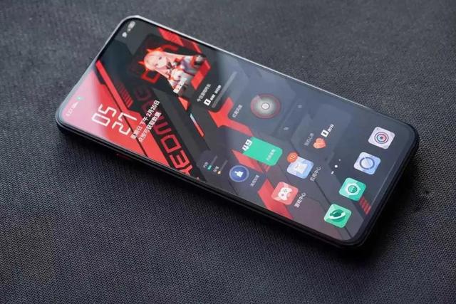 售价7499元还供不应求？最高24GB+1TB组合，还有135W快充加持