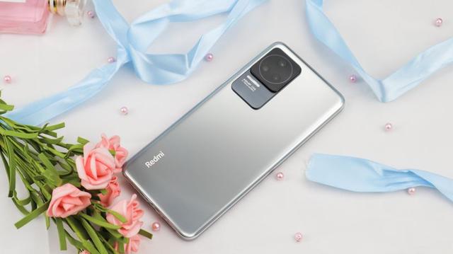 最稳的中端芯片天玑8100：Redmi K50评测